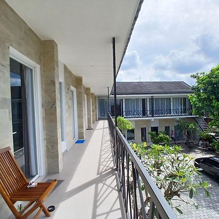 Zavana Rooms & Restaurant Tanjungkarang Exteriér fotografie