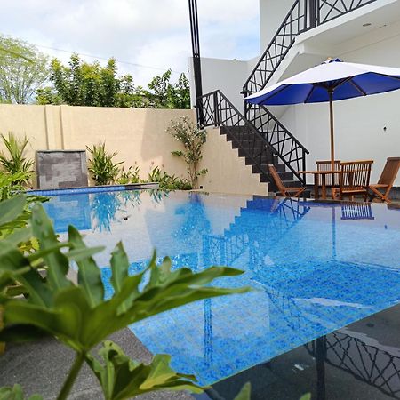 Zavana Rooms & Restaurant Tanjungkarang Exteriér fotografie