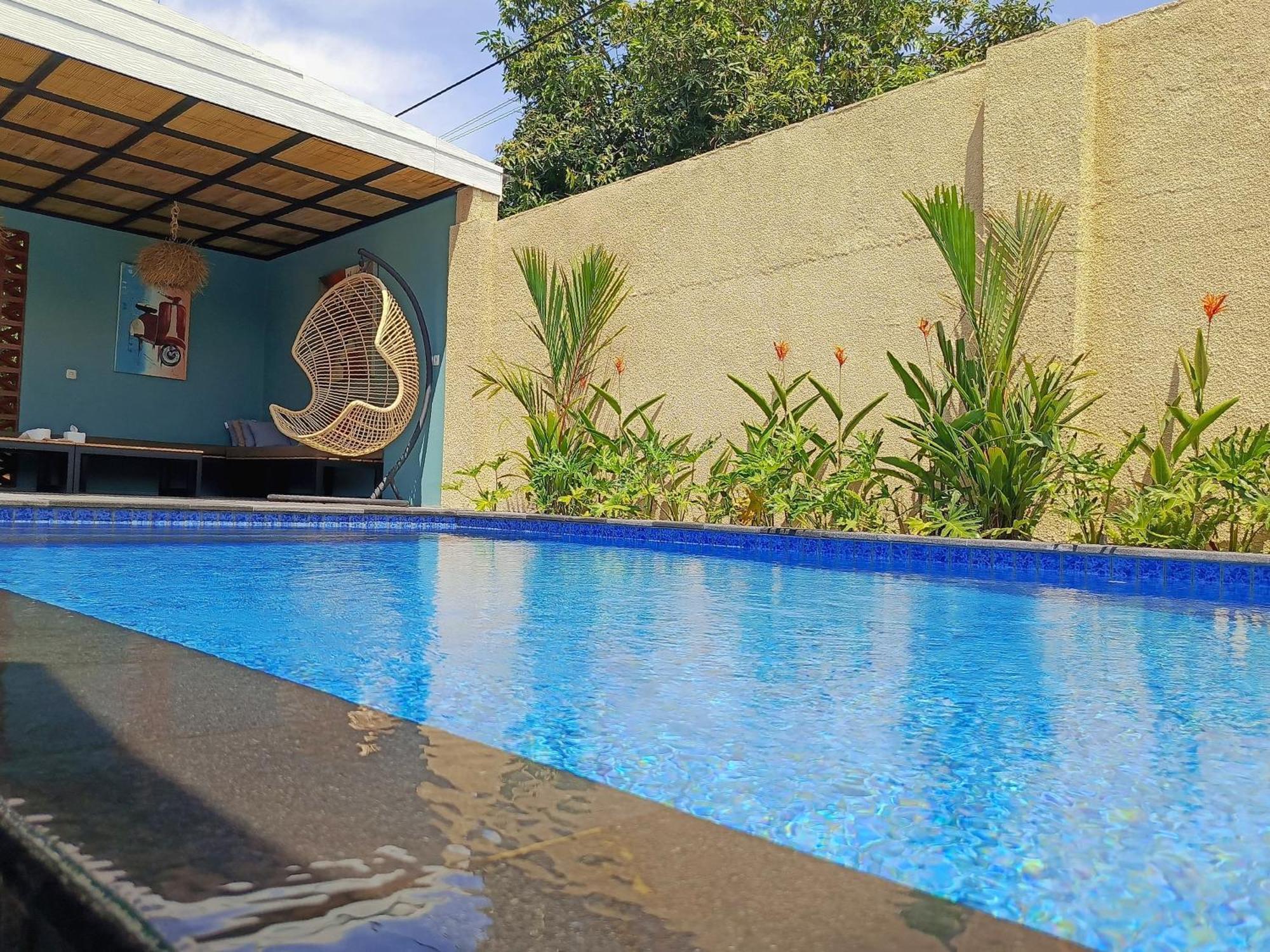 Zavana Rooms & Restaurant Tanjungkarang Exteriér fotografie