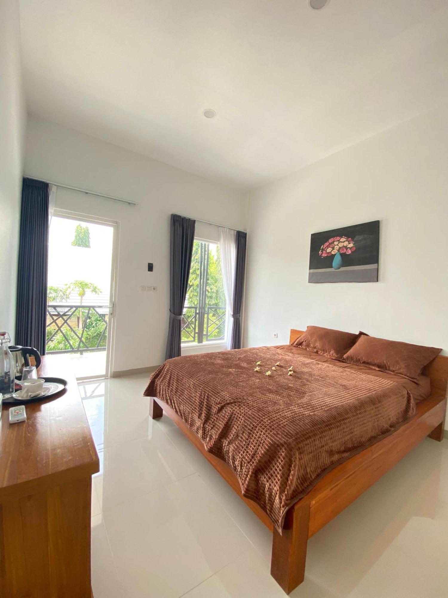 Zavana Rooms & Restaurant Tanjungkarang Exteriér fotografie